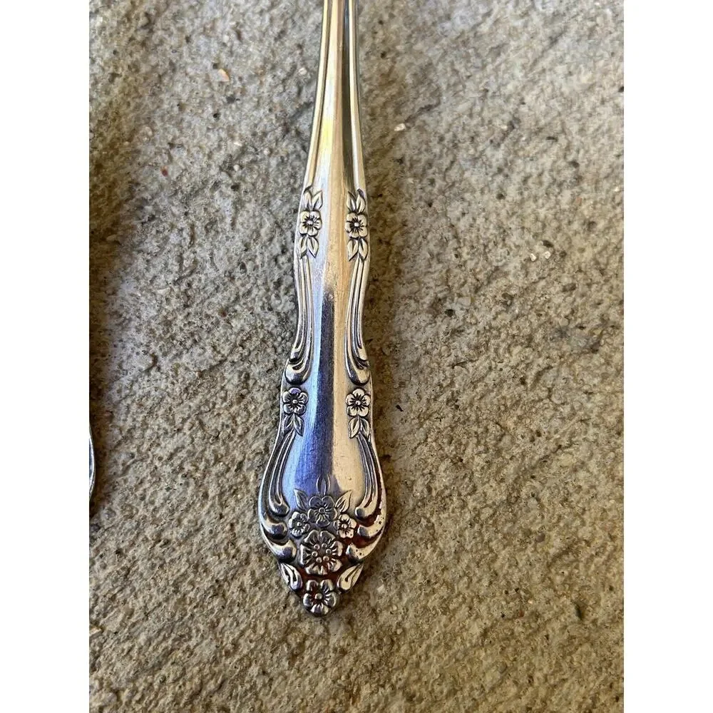 Stanley Roberts, Rogers Co, Korea -‎ DREAM ROSE - Teaspoons (2)